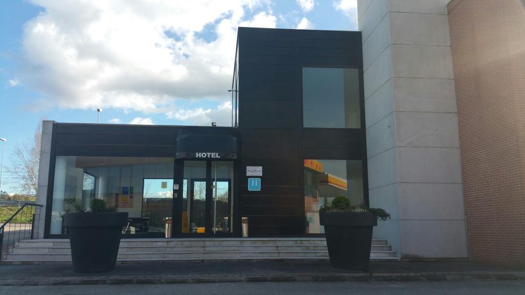 Puerta De Santillana Reocín Εξωτερικό φωτογραφία
